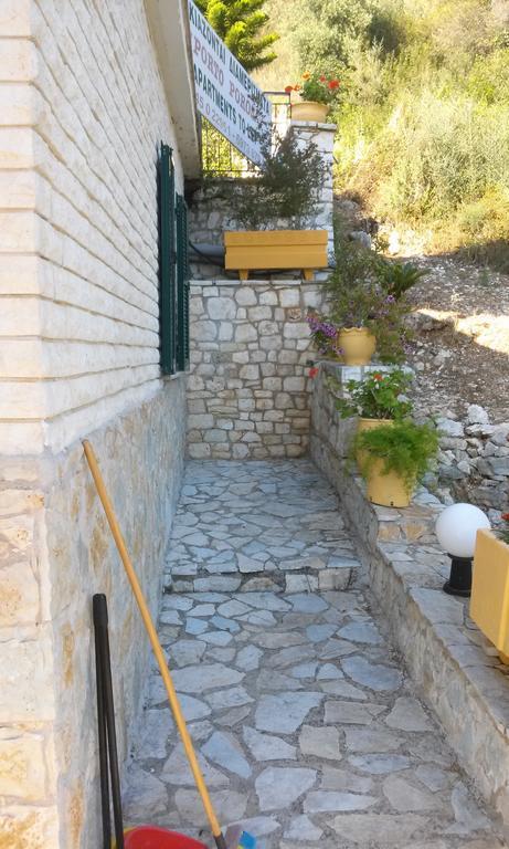 Апартаменти Porto Poros Мікрос-Гіалос Екстер'єр фото
