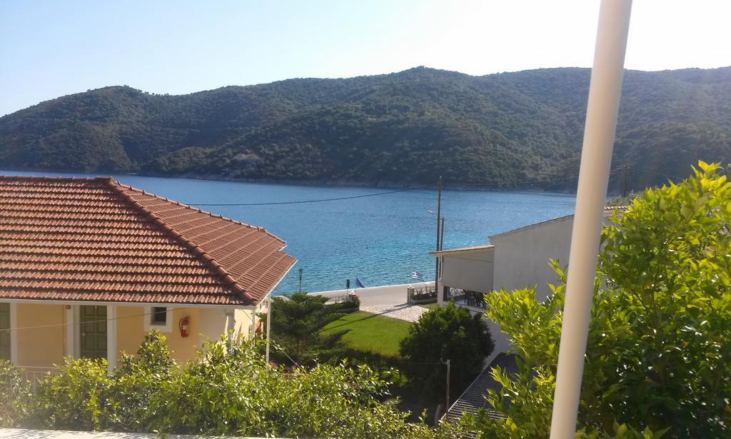 Апартаменти Porto Poros Мікрос-Гіалос Екстер'єр фото