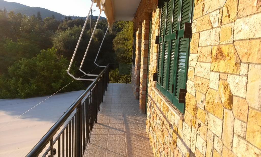 Апартаменти Porto Poros Мікрос-Гіалос Екстер'єр фото