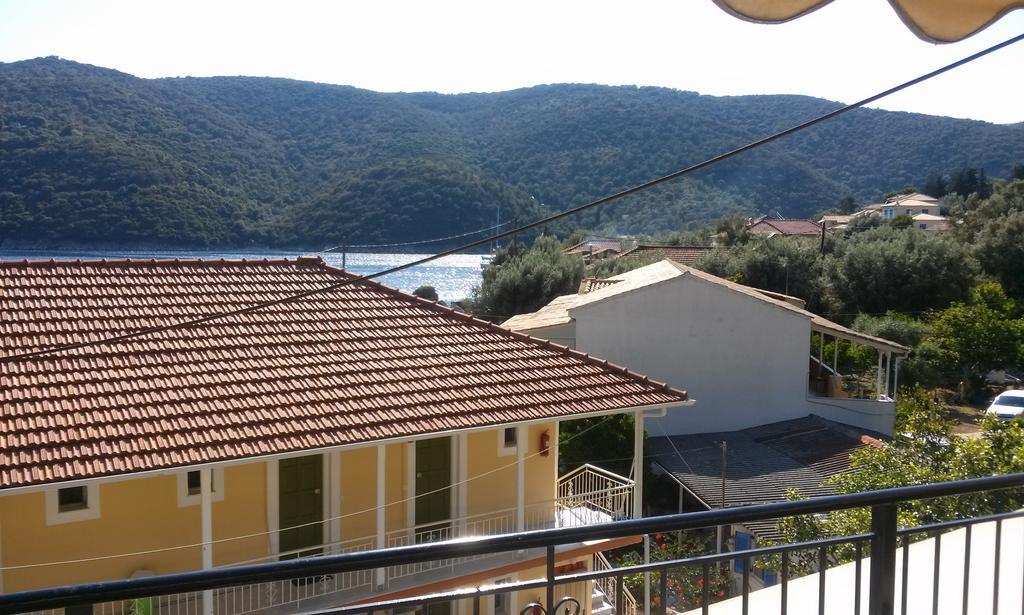 Апартаменти Porto Poros Мікрос-Гіалос Екстер'єр фото